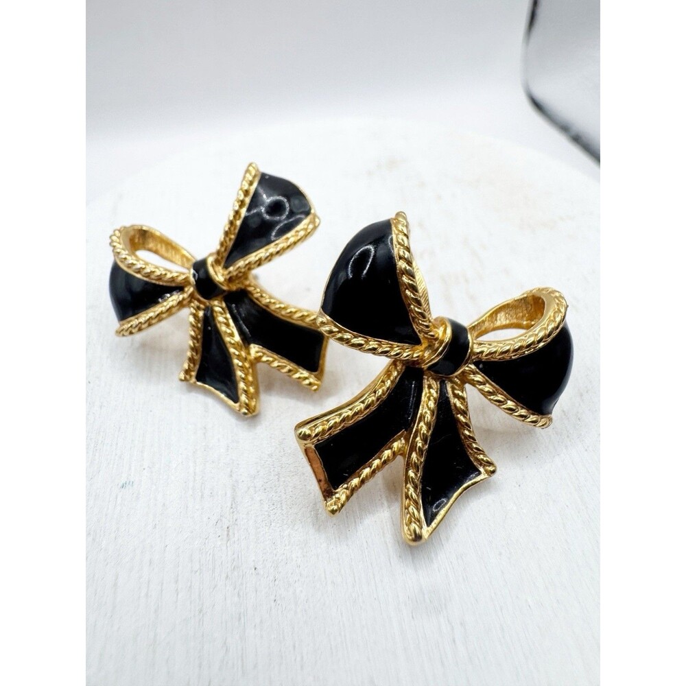 Vtg KJL for Avon Bow Black Enamel Gold tone Pierced Earrings Kenneth Jay Lane